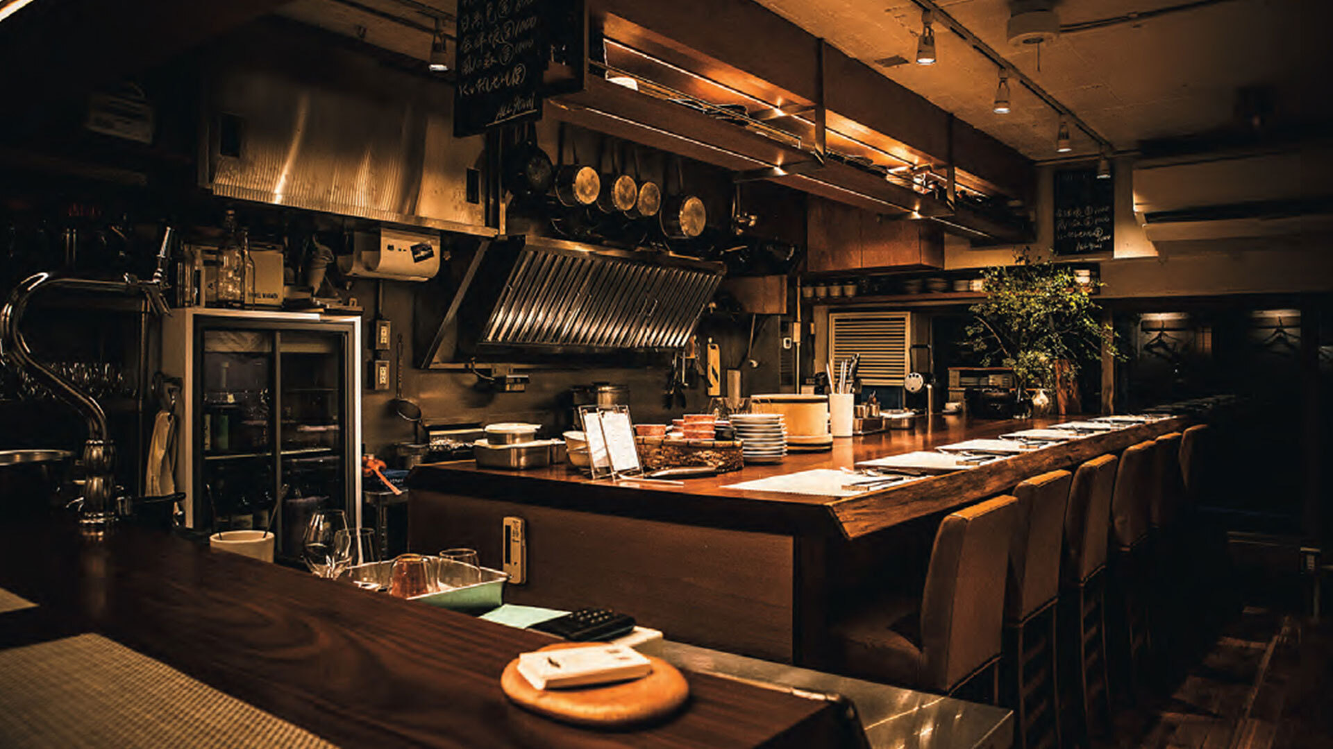 『せろ』：店内