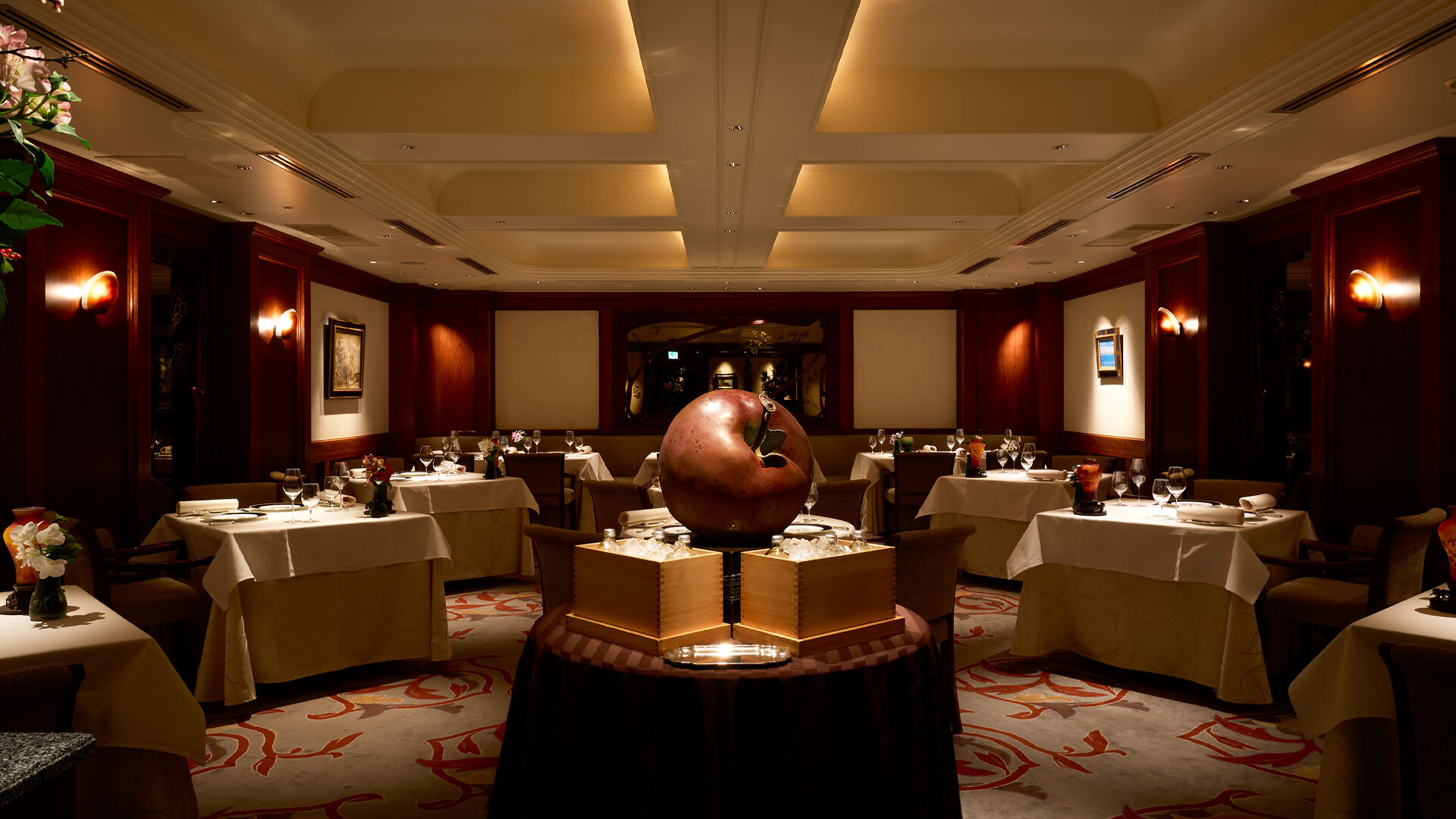 『アピシウス』：店内