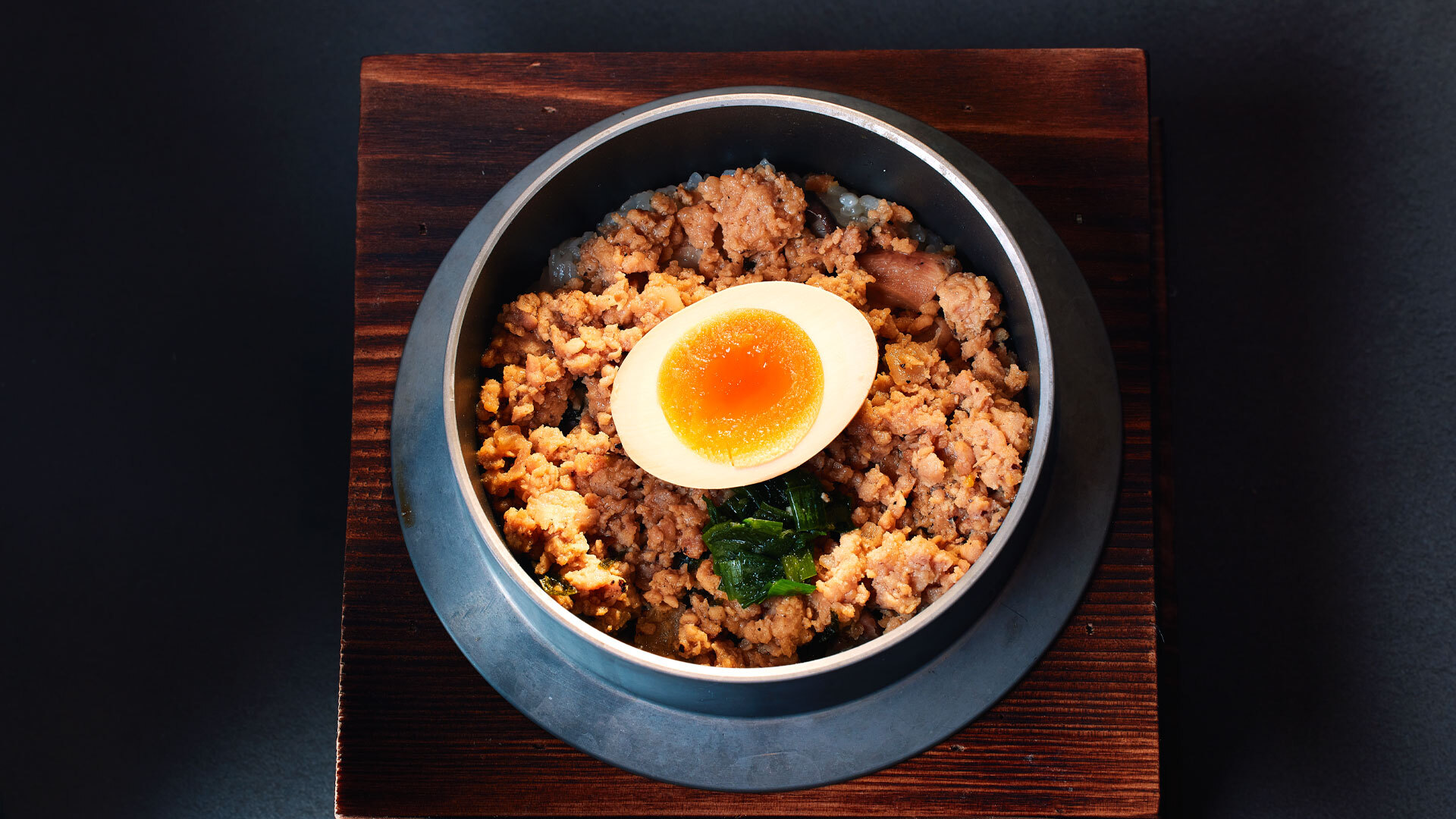 『芝浦とりまち』：「『鳥しき』そぼろ釜めし」￥1,880