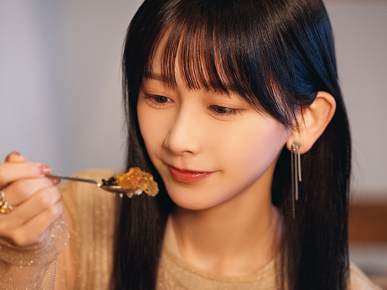 東京カレンダー（東カレ）2026年5月号では池田瑛紗さんが登場