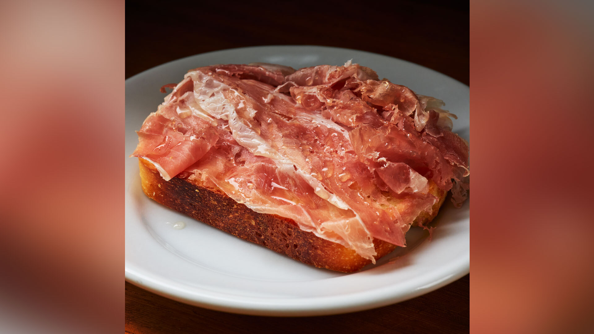 『akao』：「akaoトースト」￥2,400