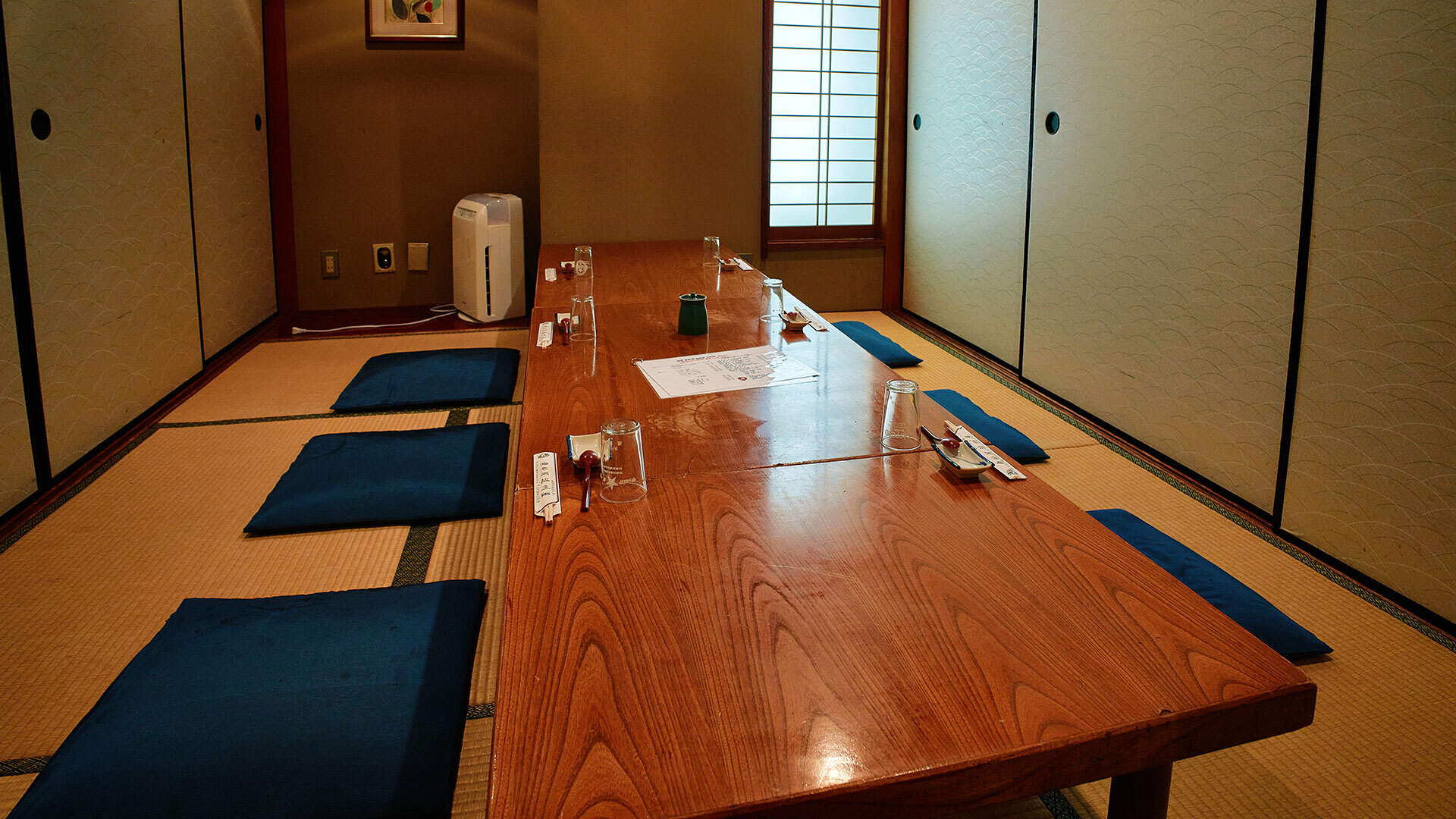 『浅草 魚料理 遠州屋』：座敷席