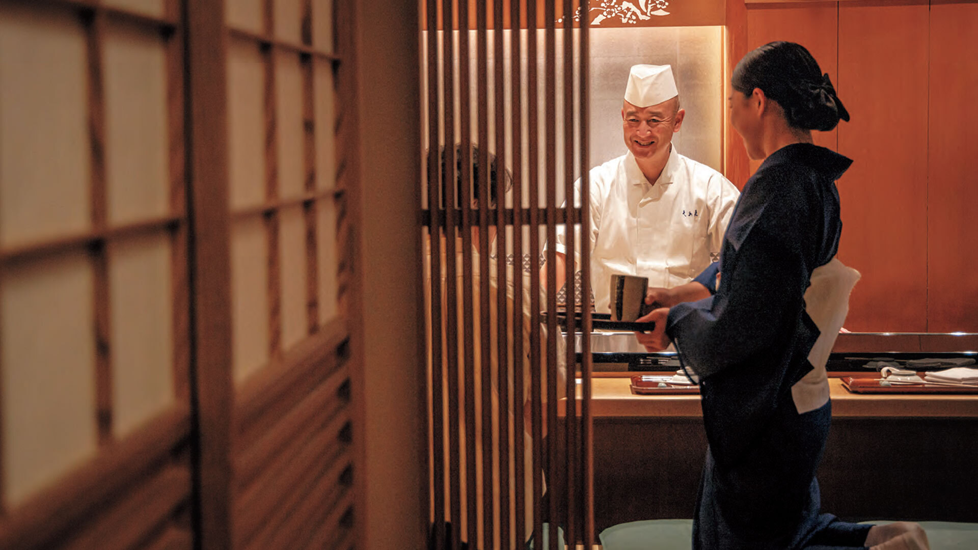 『久兵衛 本店』：店内