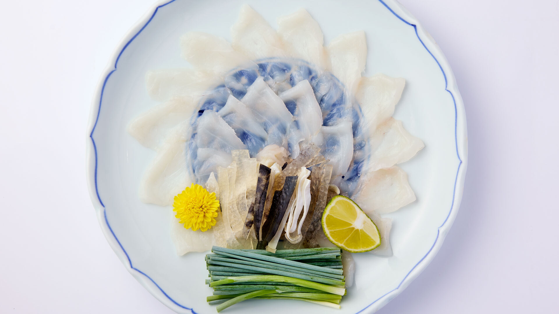 『信濃屋』：ふぐの「ミニ刺」￥3,700