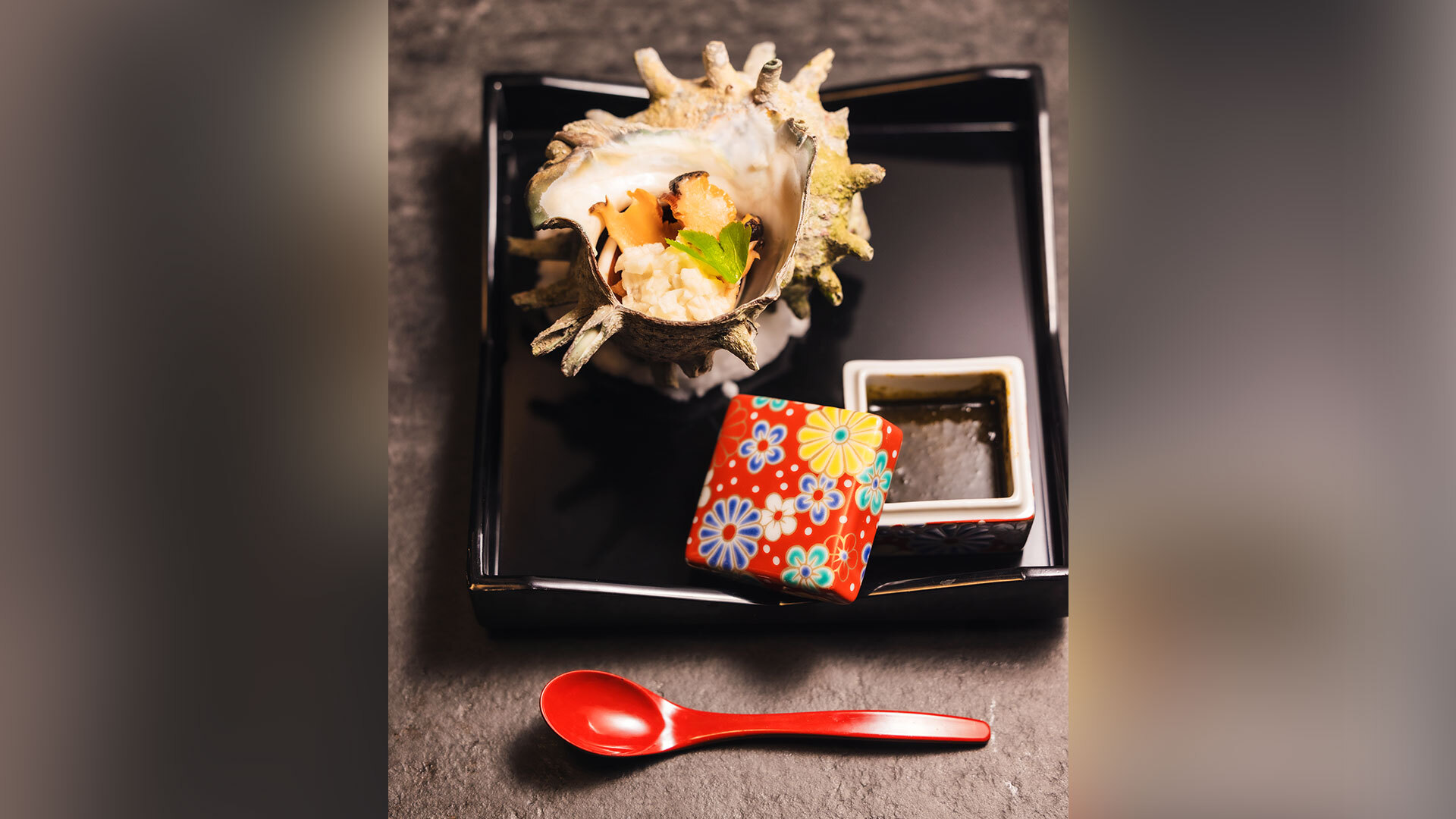 『銀座 鮨 貴珀』：「鬼サザエの壺蒸し」