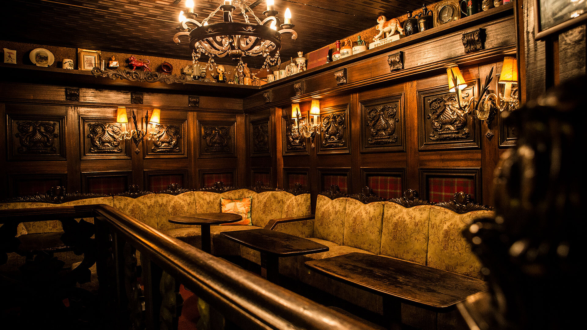 『あるぷ』：2階のソファ席