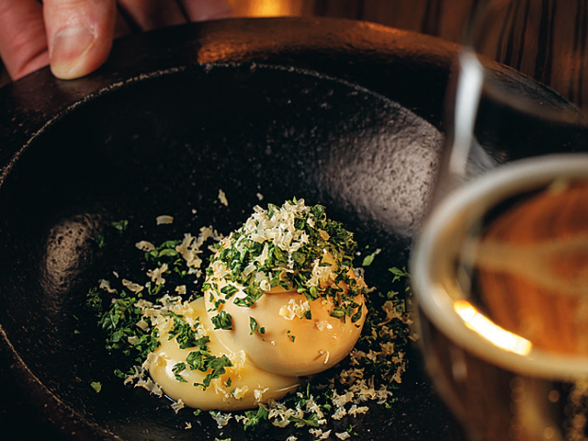 base by L'aubeの写真