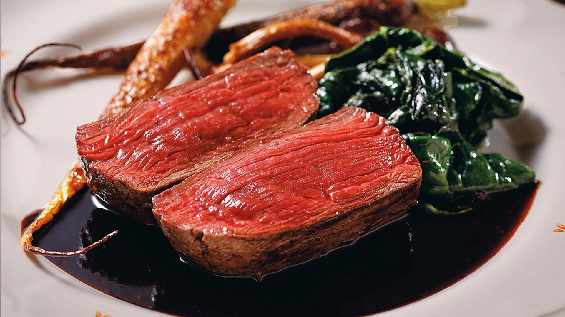 『Bistro tercera』：「蝦夷鹿ロースト」￥6,600