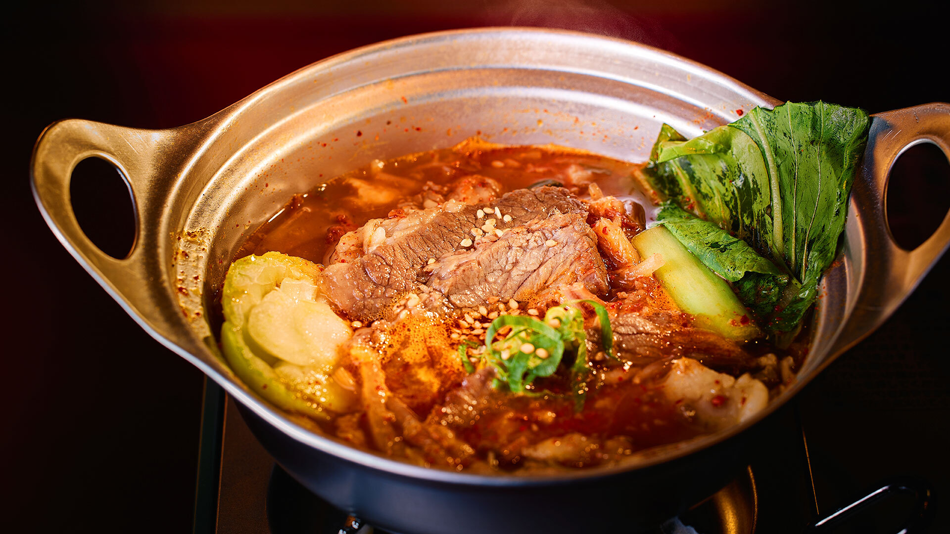 『ホルモン船 ホールちゃん』：「カッパ肉鍋」￥1,200 ※2人前からオーダー可