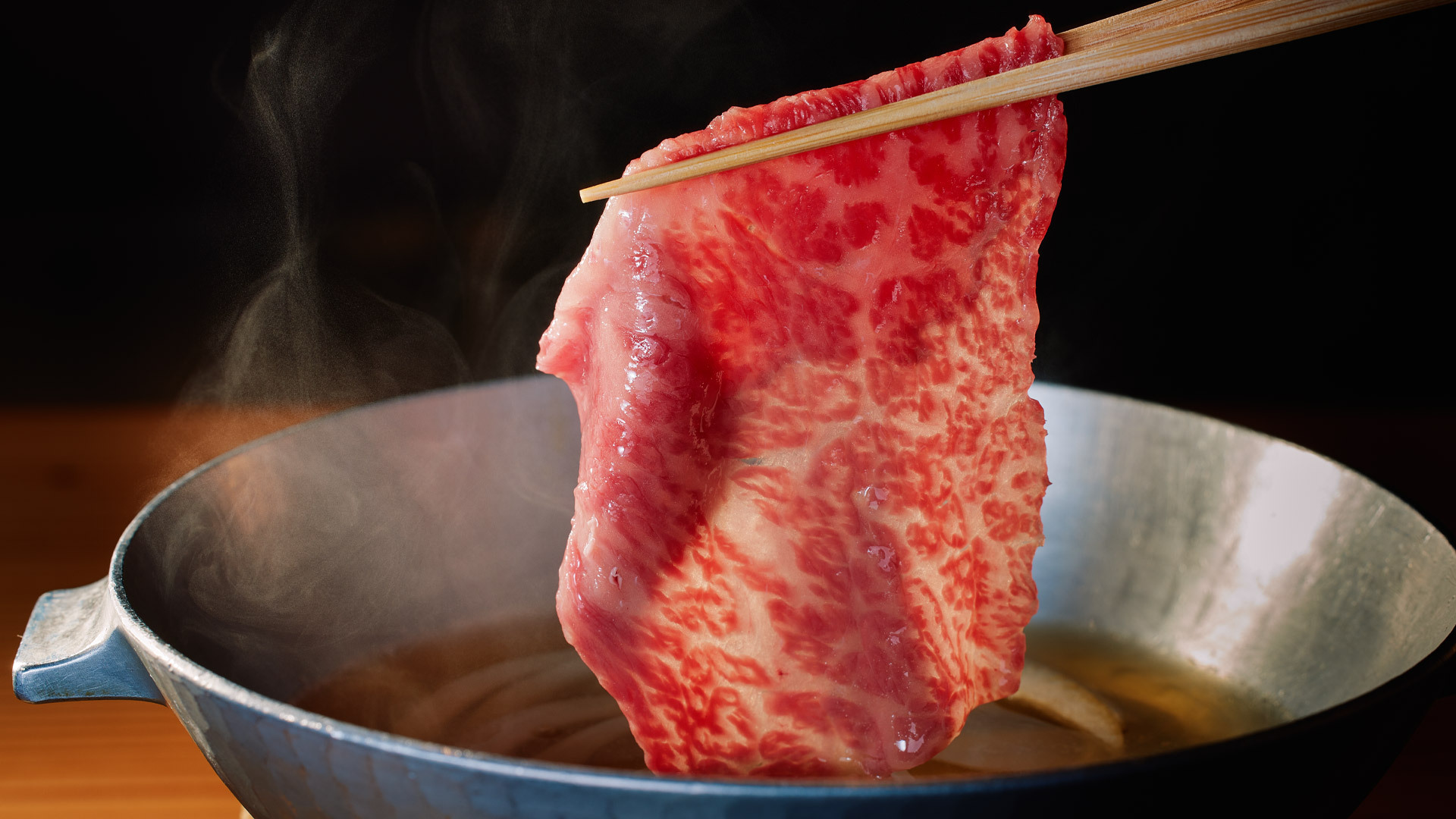『喜円』：おまかせコース（￥22,000）より「しゃぶしゃぶ」