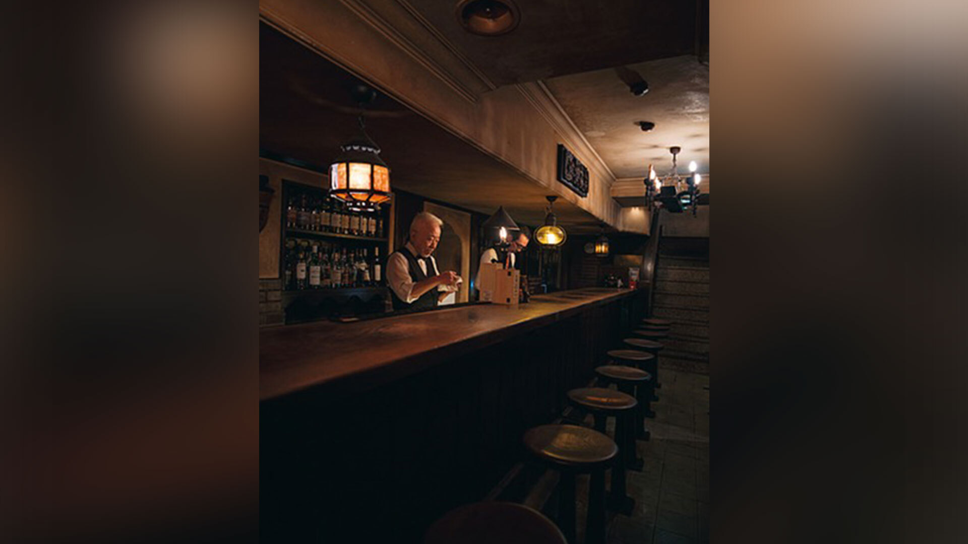 『ルパン』：店内