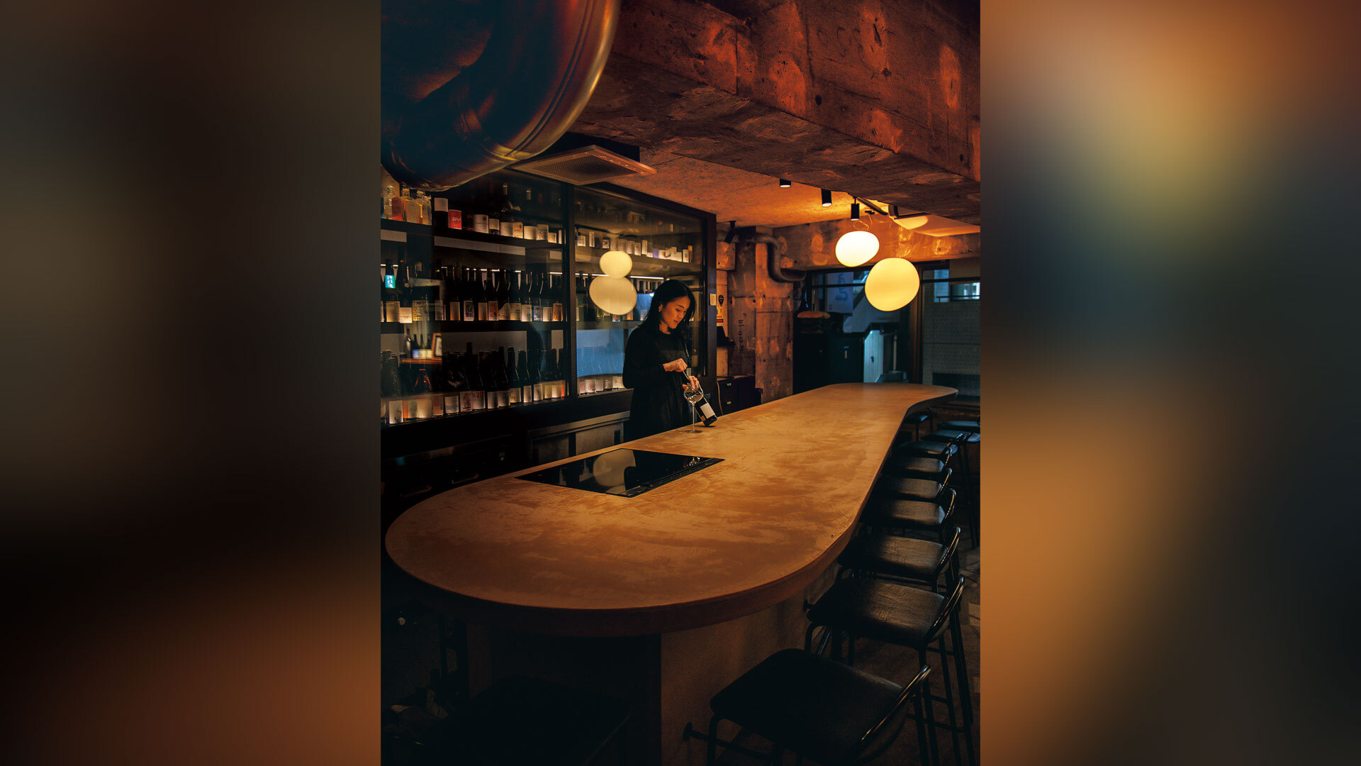 『I.N.U.飯田橋』：店内