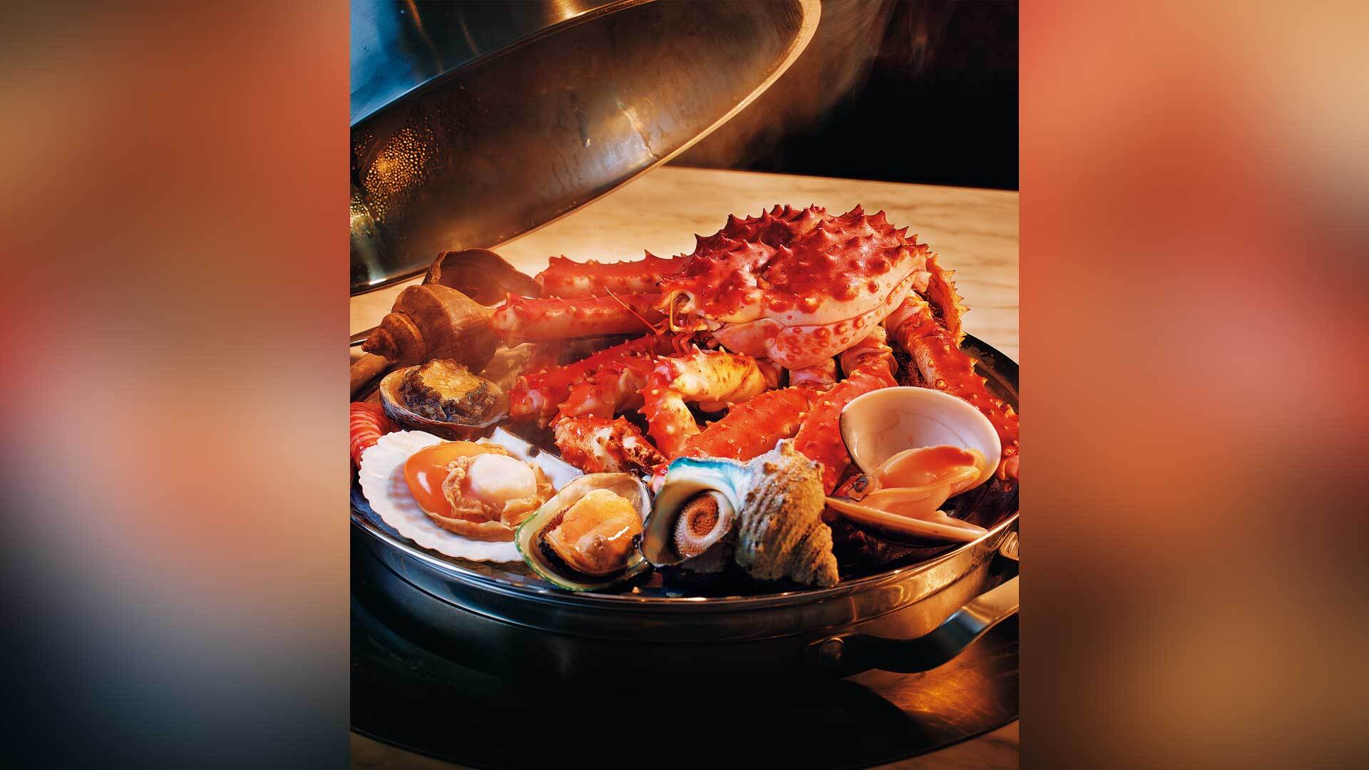 『中華街 桂宮』：蒸気鍋