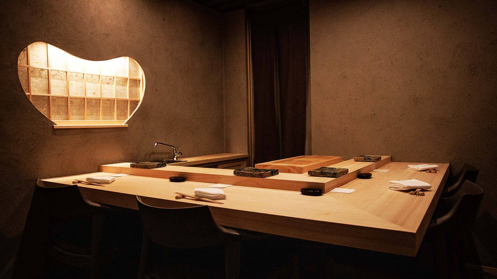 『麻布台 ゆう利』：4名まで利用可能なVIP個室