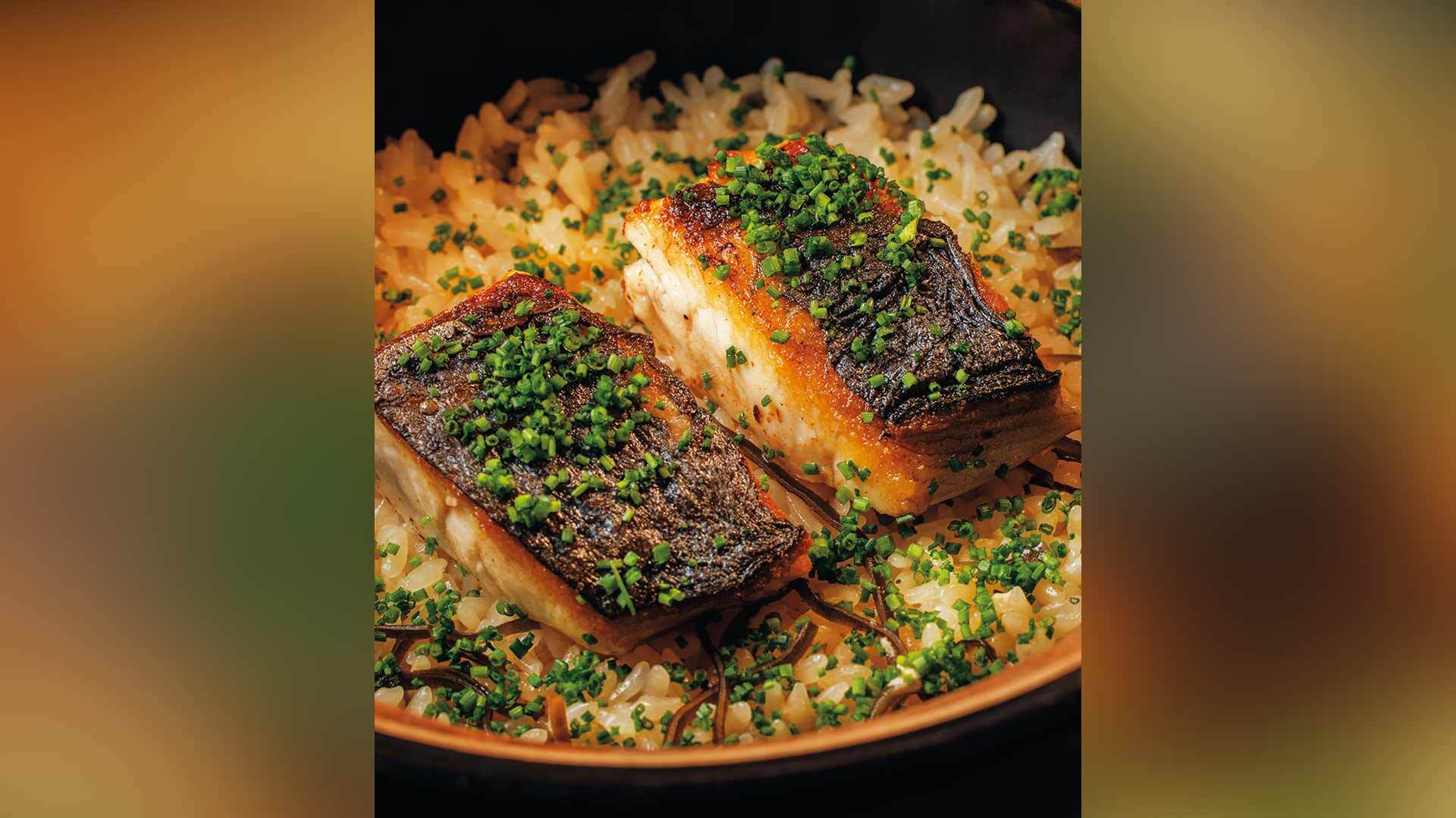 『ほ志の』：スペシャルコースより「季節の炊き込みご飯」