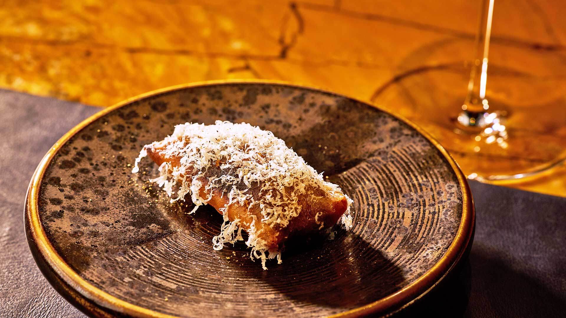 『セントラル（中環）』：「近江牛テールの春巻き」