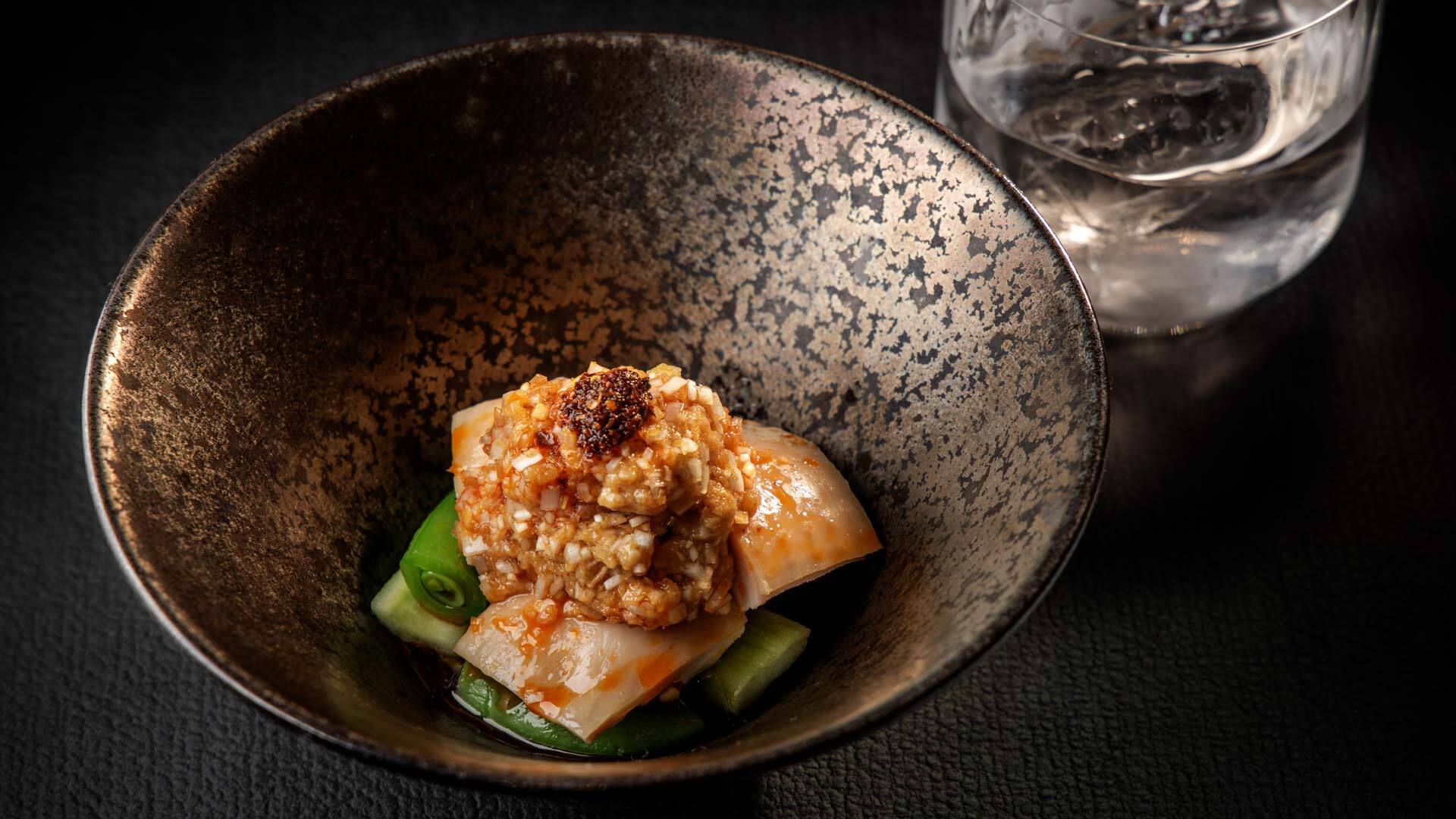 『KANTA』：おまかせコースより「棒棒鶏」