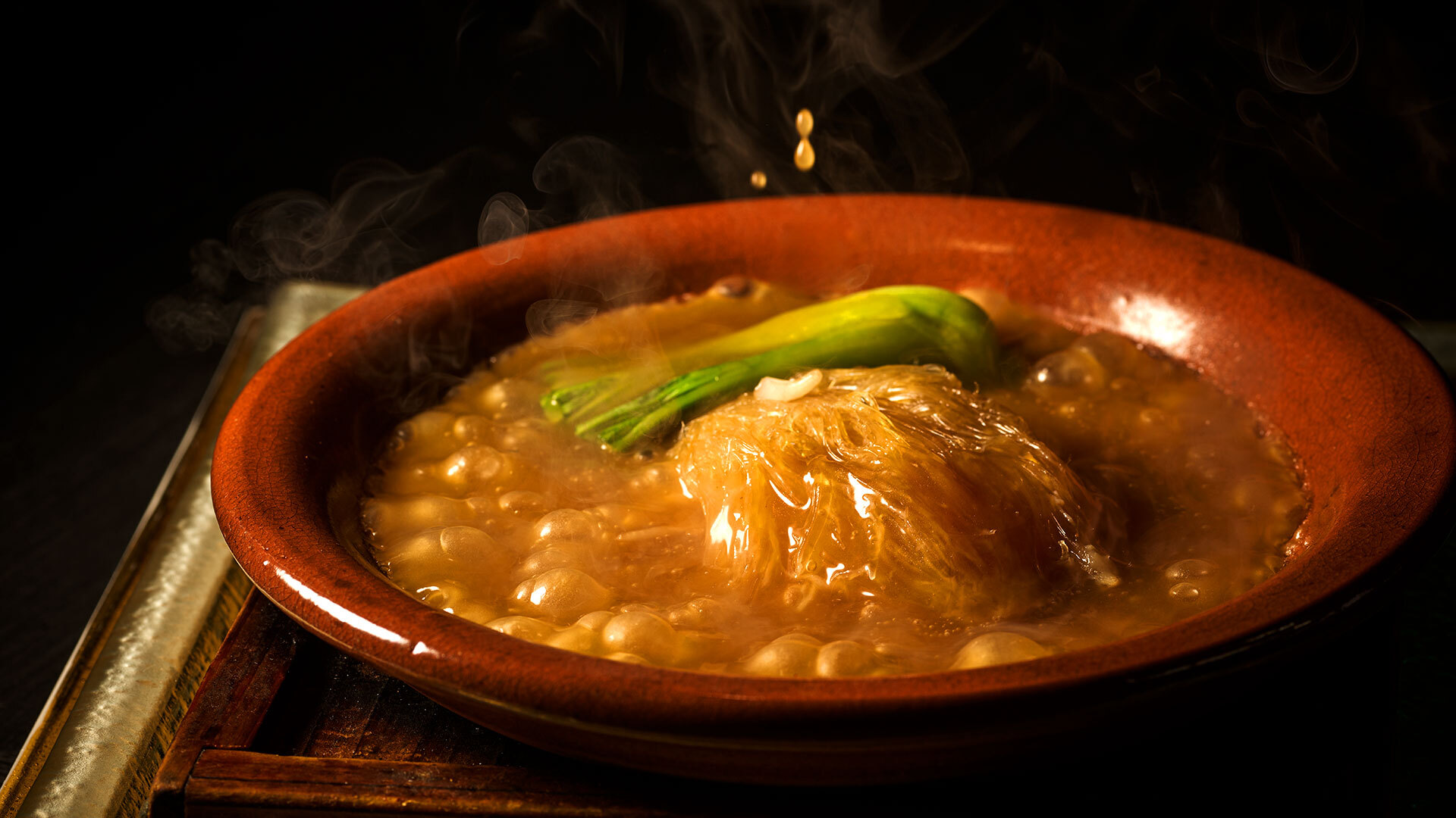 『彬龍華66』：「“毛鹿鮫”ふかひれの姿煮込み 宮廷ブラウンソース」￥13,000／100g