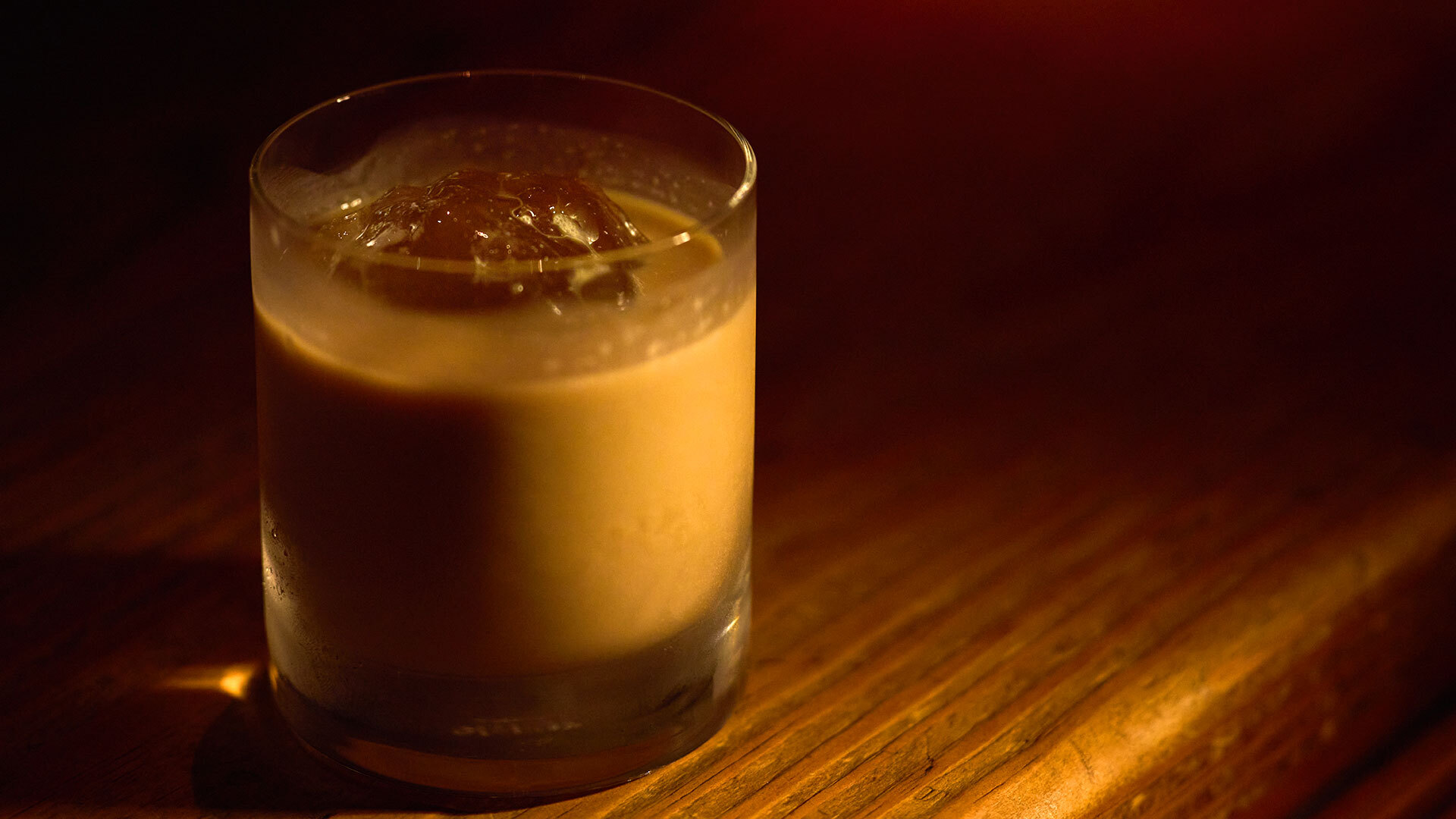 『ムジナ・バー（mujina BAR）』：「ラムコーヒー割り」￥1,200