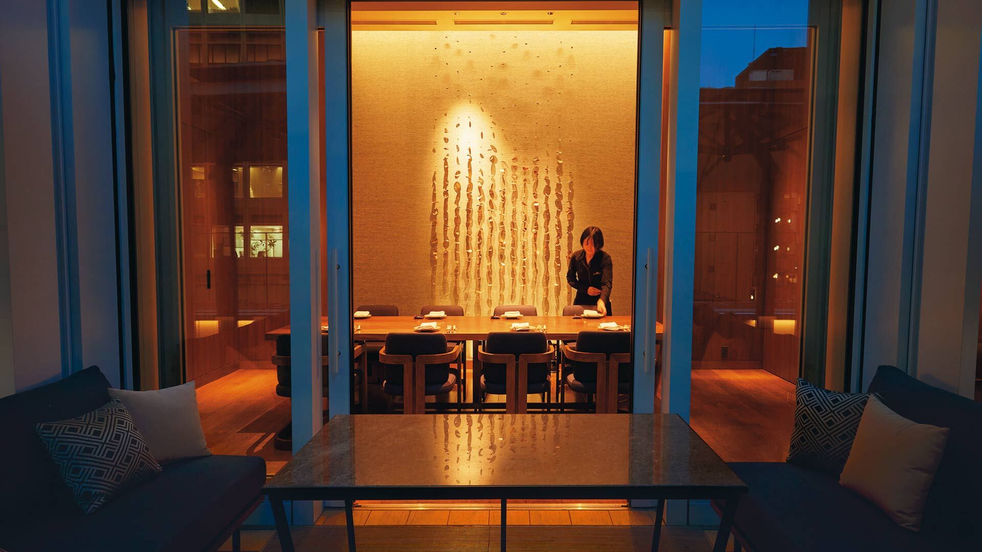 『THE GRILL TORANOMON』：店内（個室）