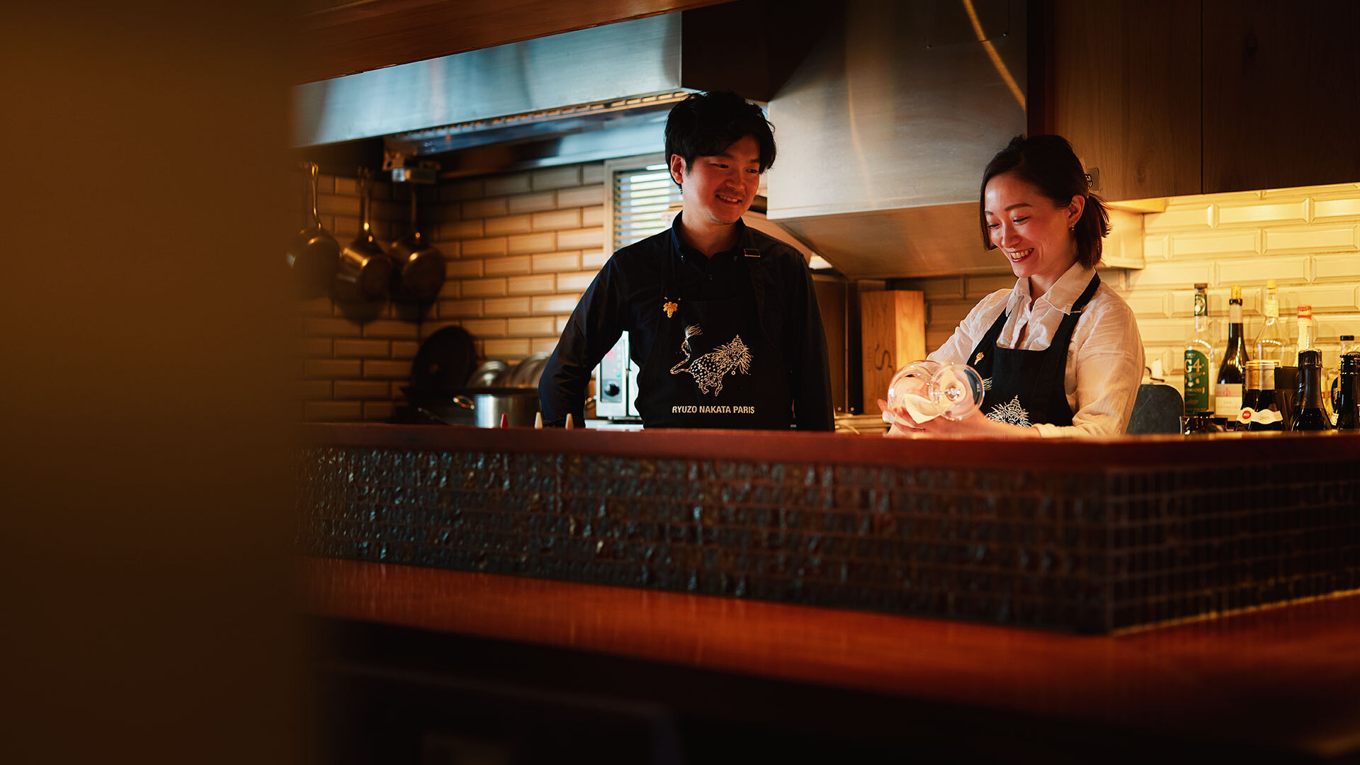 『プティ レストラン ラ レーヴ』：オーナーシェフの加田さん夫妻