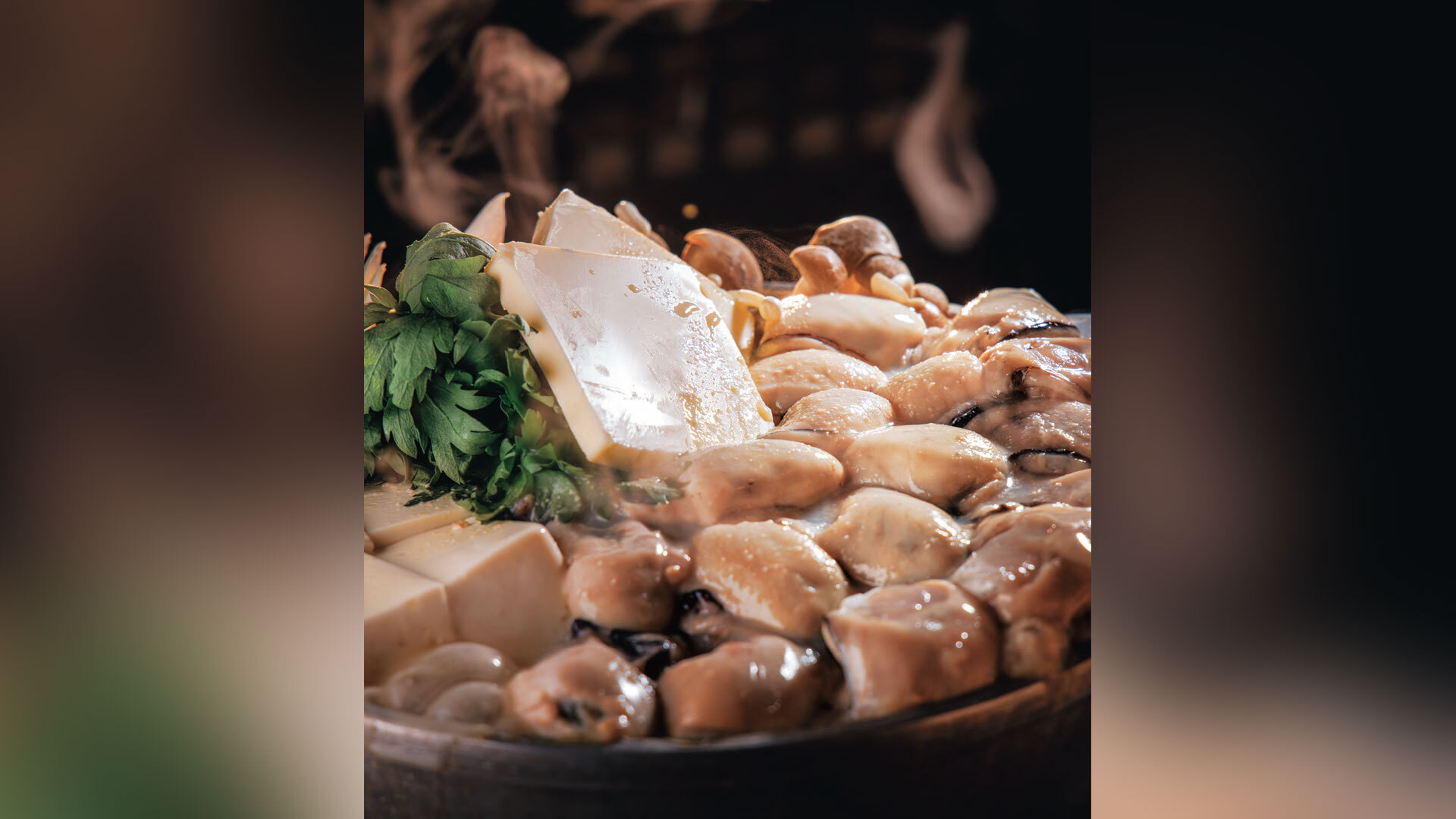 『牡蠣海鮮料理 かき家 こだはる 新橋店』：「牡蠣の豆乳バター鍋」1人前￥2,398（※注文は2人前から）