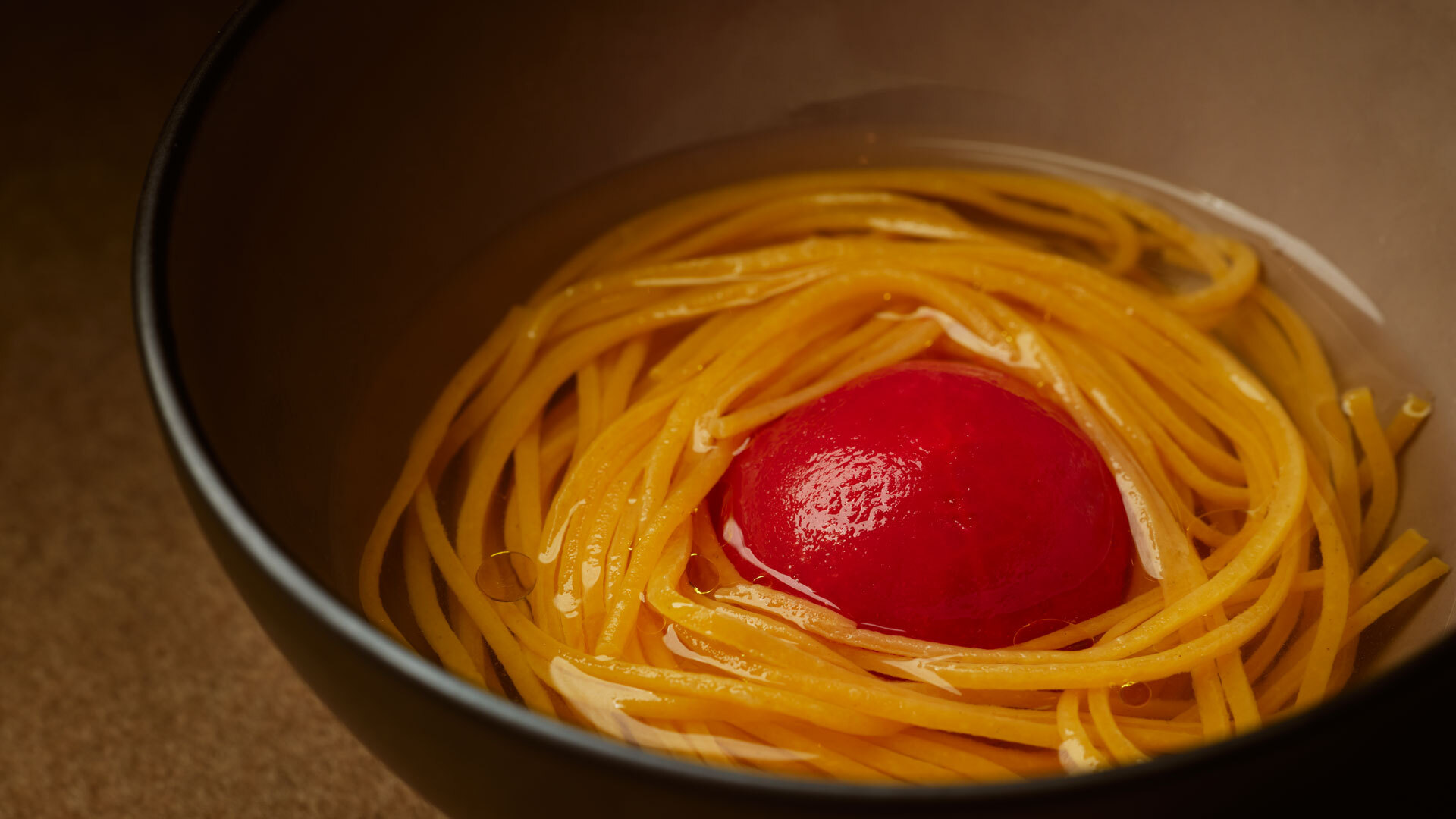 『HRMT STAGE』：コース￥12,100より「トマト オリエンタル出汁 タヤリン」